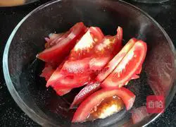 Tomato and Mushroom Soup Recipe Illustration 3