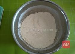 节日蛋糕花样馒头的做法图解1