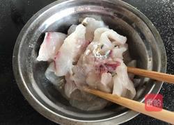 青菜鱼片汤的做法图解2