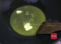 抹茶蔓越莓雪花酥的做法图解2