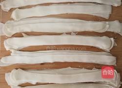 饺子皮版油泼面的做法图解3