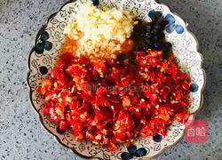 An easy-to-use banquet dish, fish head with chopped peppers, super rice with zero failure, illustration 5