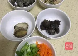 Illustration of how to make seafood porridge 3