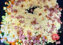 香肠三丁蛋炒饭的做法图解7