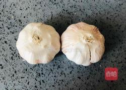 金针菇这样做，比肉还好吃，零失败的蒜蓉金针菇的做法图解1