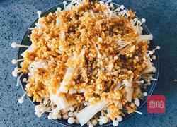 金针菇这样做，比肉还好吃，零失败的蒜蓉金针菇的做法图解8