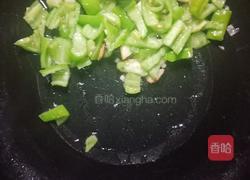 茄子炒尖椒的做法图解4