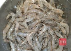 香酥小河虾的做法图解1