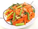 蒜薹肉末炒胡萝卜的做法[图]
