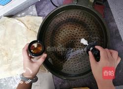 韭菜鸡蛋粉条水煎包的做法图解9