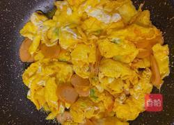 香肠炒鸡蛋的做法图解7