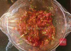 芹菜牛肉包子的做法图解6
