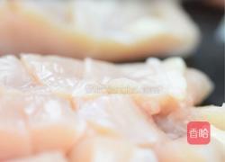 减肥餐~鸡胸肉藜麦沙拉的做法图解2