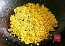 水晶韭菜鸡蛋饺子的做法图解5