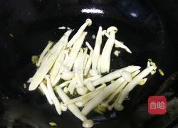 海鲜菇炒青菜的做法图解5