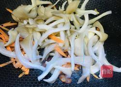 腊肠平菇炒蛋的做法图解4