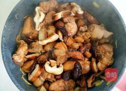 黄焖鸡腿肉的做法图解10