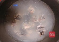 最滋养的【三菌响螺片竹荪煲乌鸡】的做法图解3