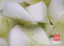 大骨冬瓜黄豆汤的做法图解3