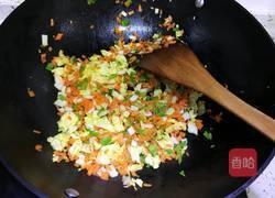 什锦蛋炒饭的做法图解5