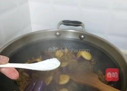 茄子肉糜焖面的做法图解7