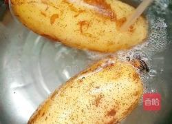 干煸藕条的做法图解1