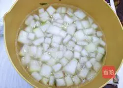 Illustration of how to make delicious and fat-reduced winter melon and clam soup 4