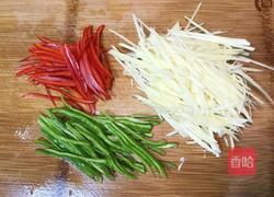 仔姜肉丝的做法图解2