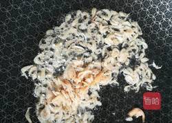 虾皮剪刀面的做法图解1
