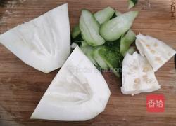 鲜蛤冬瓜汤的做法图解2