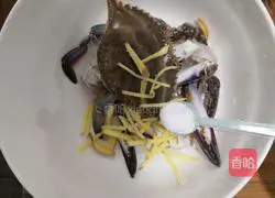 Illustration of how to make swimming crab braised rice cake 3