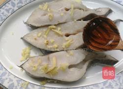 香煎鳕鱼的做法图解4