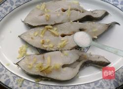 香煎鳕鱼的做法图解3