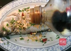 清蒸鲈鱼的做法图解11