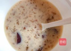 桃胶雪莲子炖品的做法图解3