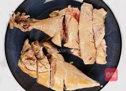 粤式白切鸡的做法图解1