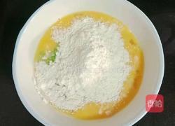 丝瓜鲜虾饼 (宝宝辅食)的做法图解10
