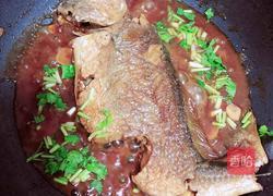 煎烧黄花鱼的做法图解12