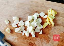 虾仁炒韭菜的做法图解4