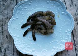 馄饨皮抱虾的做法图解7