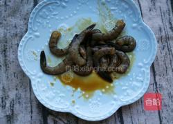 馄饨皮抱虾的做法图解10