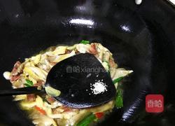 香肠炒平菇的做法图解7