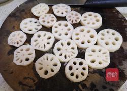 蒸排骨莲藕的做法图解3