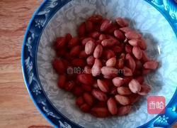 小银鱼炒花生米的做法图解3