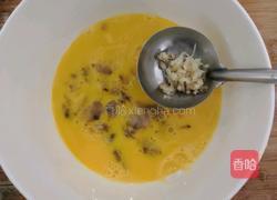 鸡蛋韭菜煎蛤肉的做法图解8