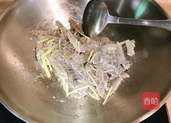 虾菇干炒韭菜的做法图解8