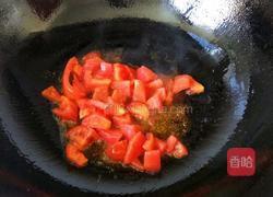 番茄火锅丸子面的做法图解2