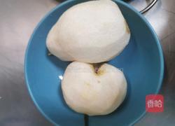 冰糖雪梨百合汤的做法图解3
