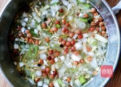 羊肉韭黄水饺的做法图解3