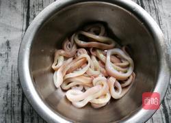 黄金鱿鱼圈的做法图解2